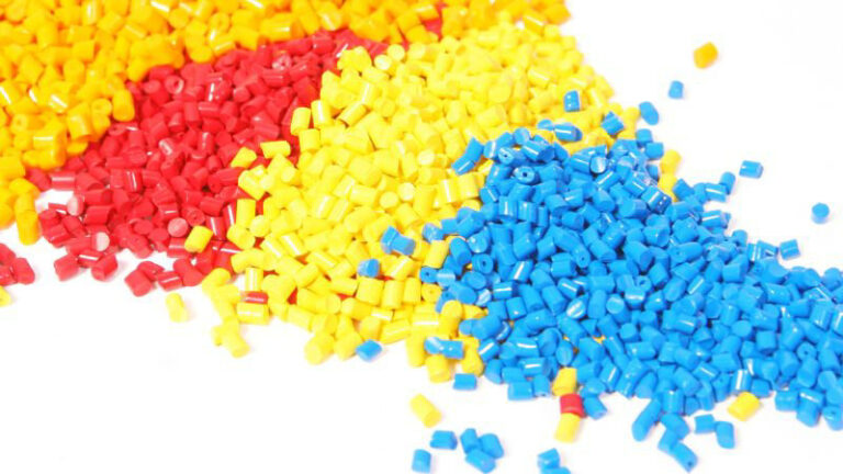 Thermoplastiques vs Thermodurcissables : décomposer les différences