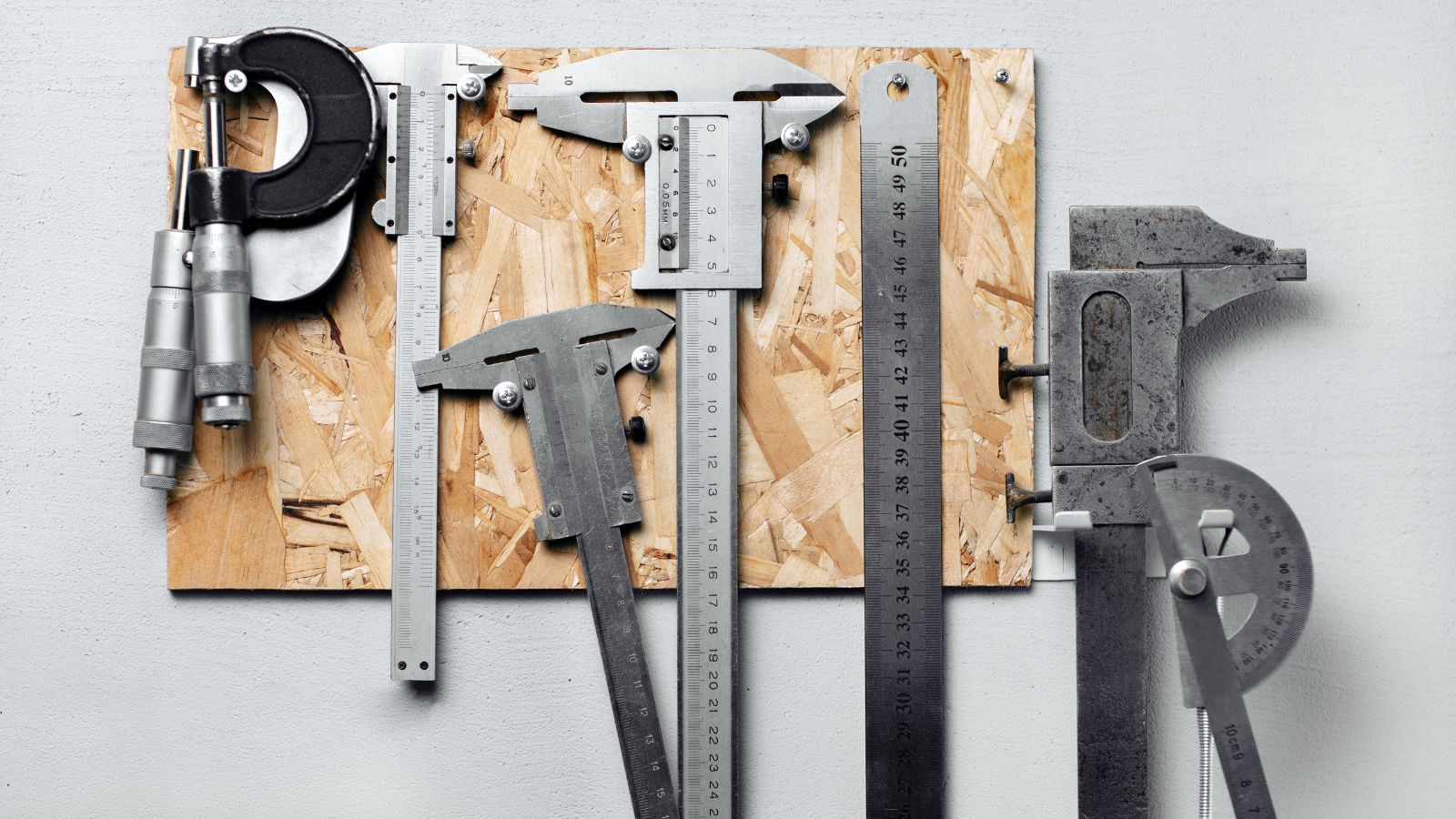 High-quality calipers, micrometers, and gauges used in die casting inspection processes. These tools ensure accurate measurement and quality control in metal casting manufacturing.