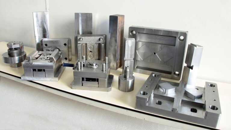 mold for injection molding