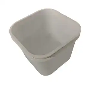 High-quality white plastic trash bin with a sleek, modern design, ideal for kitchens, offices, or bathrooms. Durable and easy to clean, perfect for maintaining a tidy space.