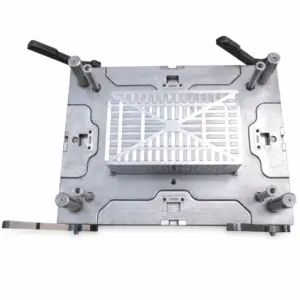 Disposable Crate Core-Side Mould